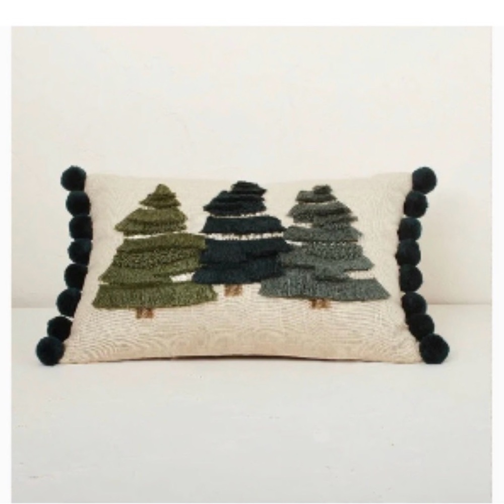 Target X Jungalow 12x18 Christmas Tree fringe sequence Pom throw pillow